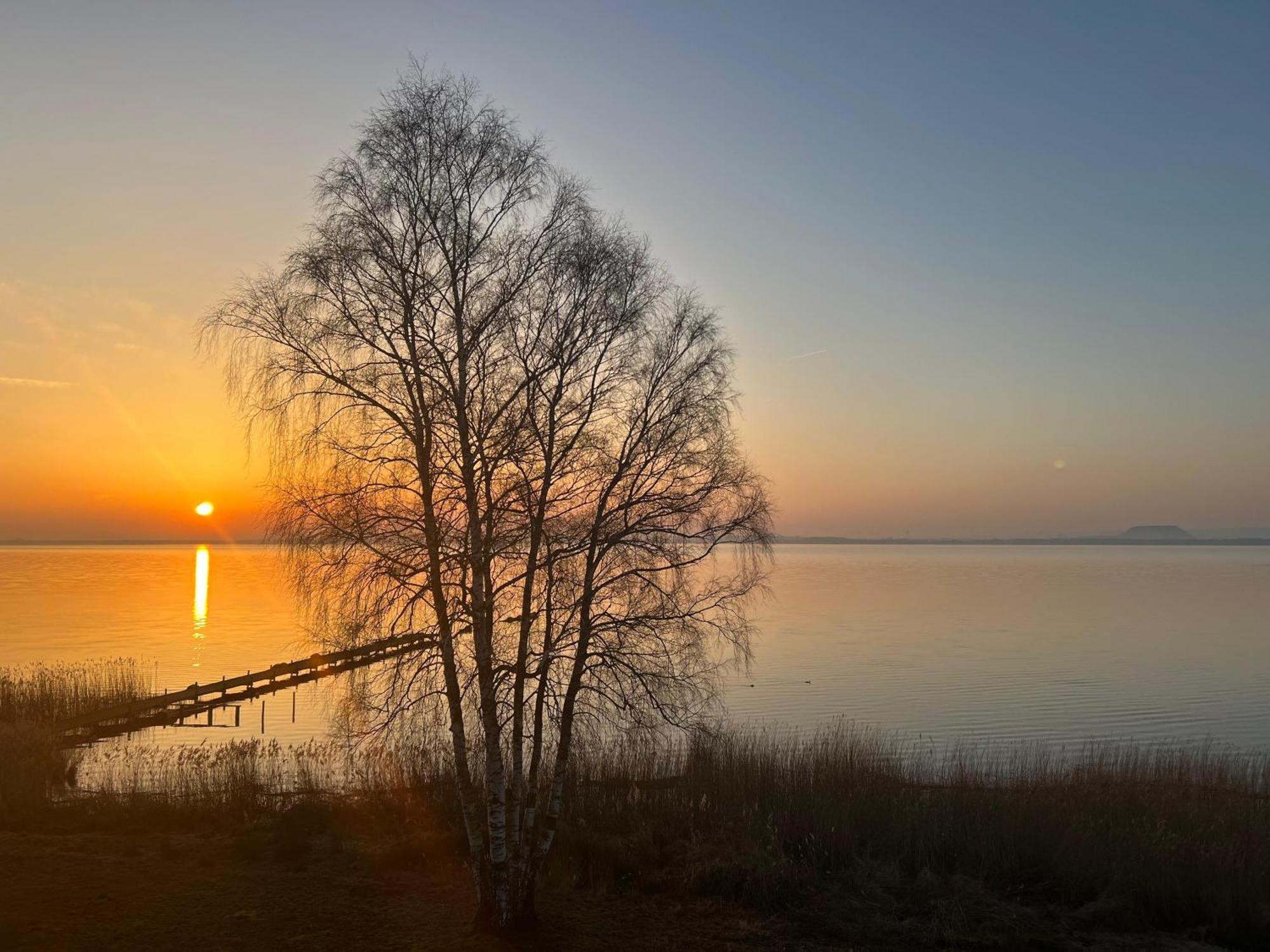 Ferienwohnung Sunrise - Mit Direktem Blick Auf Das Steinhuder Meer - Mardorf  Kültér fotó